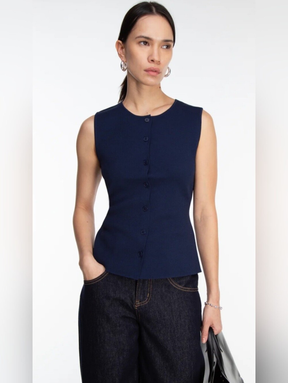 OAK + FORT Sleeveless Button-Front Navy Knit Vest / Top. Size Med-Large.